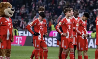 Bayern München kassiert erste Saisonniederlage