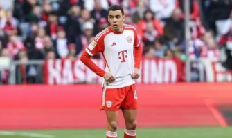 Bayern verlängert Vertrag mit Schlüsselspieler