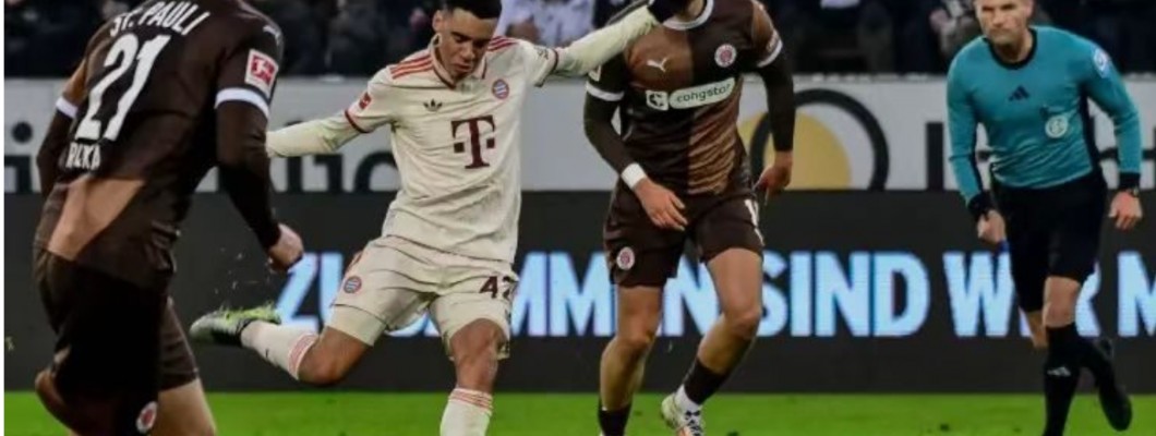 21-jähriger Teenager wird zum Kernspieler des FC Bayern 21-jähriger Teenager wird zum Kernspieler des FC Bayern