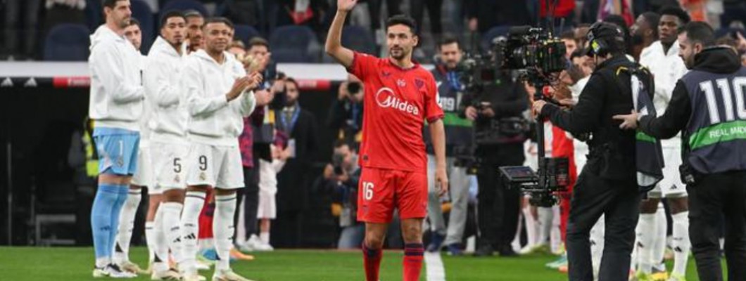 Stars von Real Madrid stellten sich auf, um Tribut zu zollen Stars von Real Madrid stellten sich auf, um Tribut zu zollen