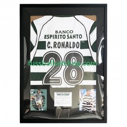 Cristiano Ronaldo Nr. 28 Sporting CP Retro Heimtrikot 2001 Gerahmtes Fußballtrikot