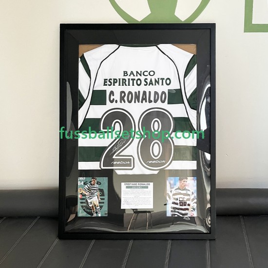 Cristiano Ronaldo Nr. 28 Sporting CP Retro Heimtrikot 2001 Gerahmtes Fußballtrikot