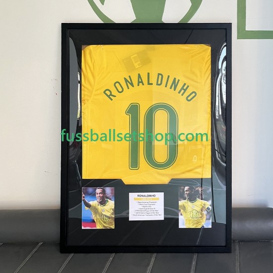 Ronaldinho Nr. 10 Brasilien Retro Heimtrikot 2006 Gerahmtes Fußballtrikot
