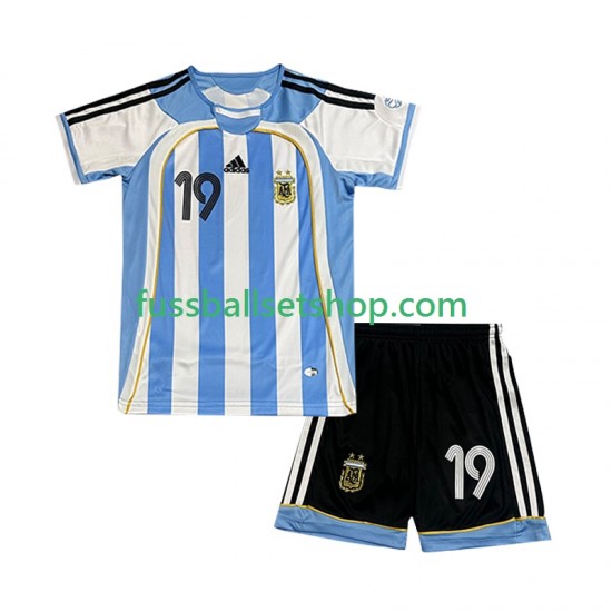 Günstige Fußball Trikotsatz Argentinien Lionel Messi 19 Retro Kinder Heimtrikot 2006 Kurzarm
