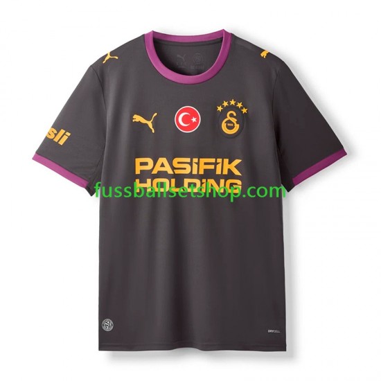 Günstige Fußball Trikotsatz Galatasaray Herren Ausweichtrikot 2026-2027 Kurzarm Günstige Fußball Trikotsatz Galatasaray Herren Ausweichtrikot 2026-2027 Kurzarm